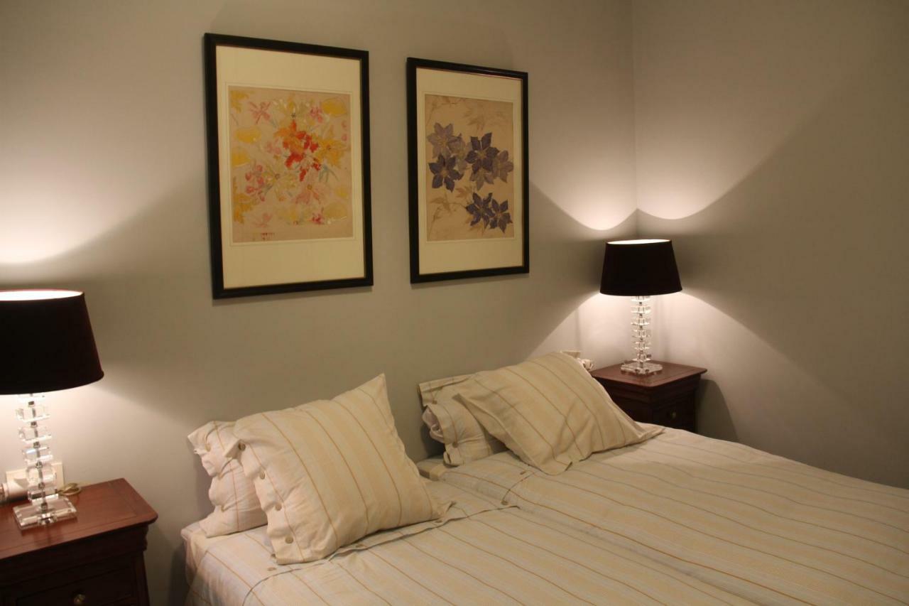 Luxurious 2 Bedroom Flat In A Historic Building Siviglia Esterno foto